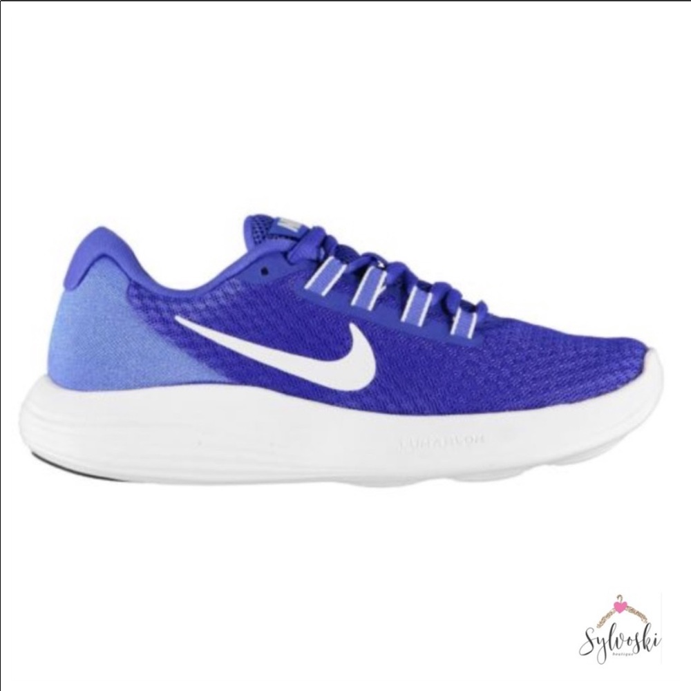 Nike lunar converge ladies trainers